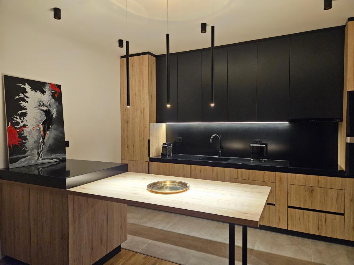 Adav Luxus Apartment Visoko Kültér fotó